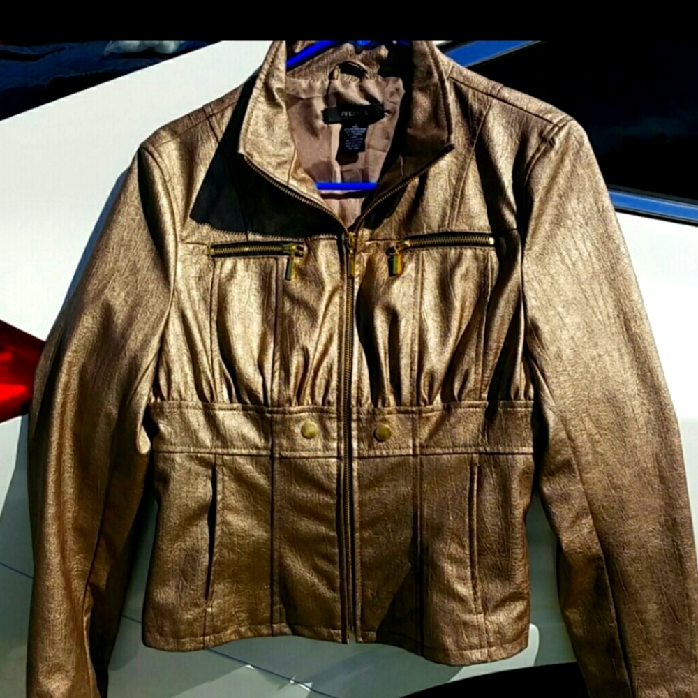 ARDEN B LEATHER JACKET size Medium